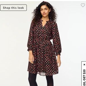 Ruffleneck long sleeve mini dress NWT 🖤